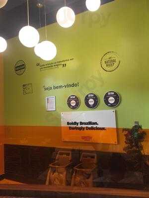 Girafas Sports Grill