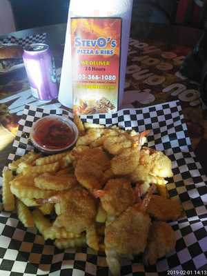 Stevo's Pizza And Ribs