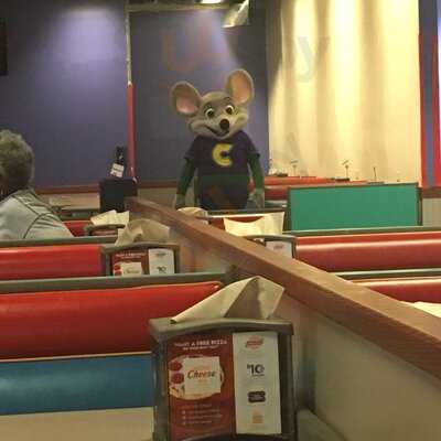 Chuck E. Cheese