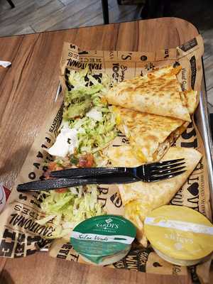 Sardi's Pollo A La Brasa