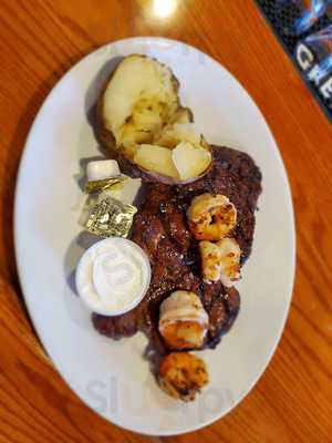 Trackside Bar And Grill