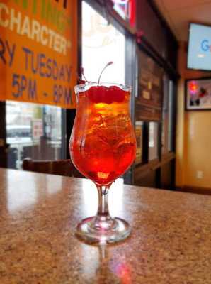 Trackside Bar And Grill