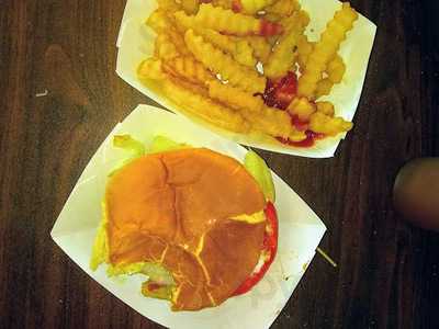 D's Cafe At Bryan Station