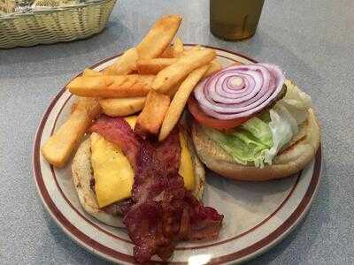 Lorene's Ranch House