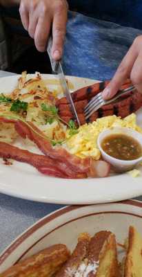 Lorene's Ranch House