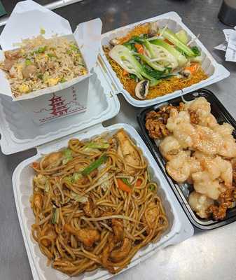 L V Chinese Seafood Restaurant