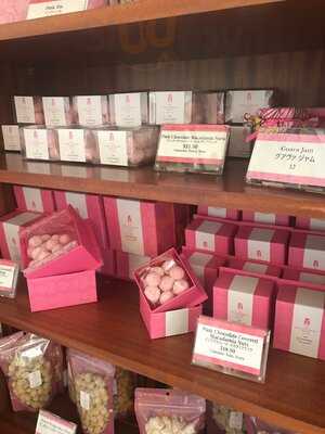 Royal Hawaiian Bakery