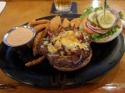 Spikes Beach Bar & Grille