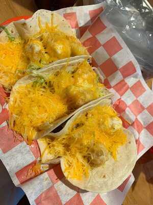 Shaking Seafood & Wings