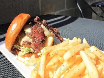 Pole Position Sports Bar