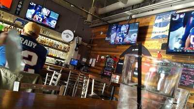 Pole Position Sports Bar