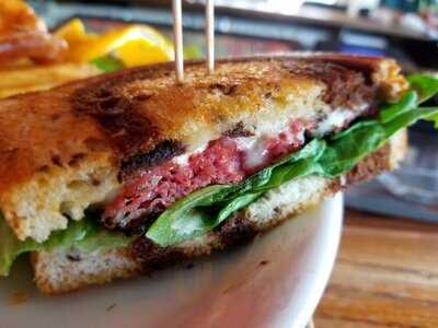 Truckee River Bar & Grill