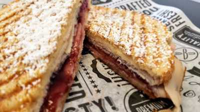 Country Sliced Ham & Cafe