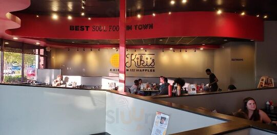 Kiki's Chicken And Waffles