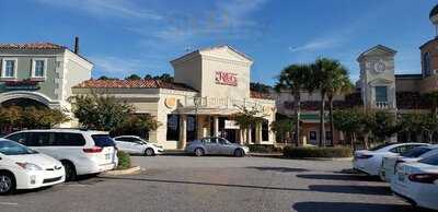 Kiki's Chicken And Waffles