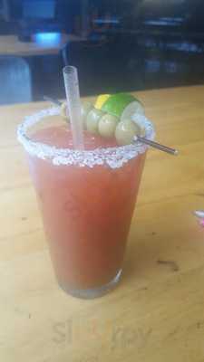 Courtyard 280 Oyster Bar