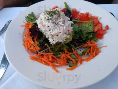 Petite Fontaine Salad & Co