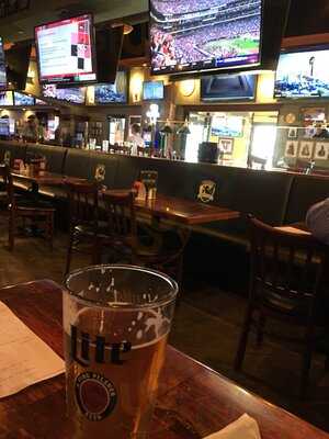 Tilted Kilt Pub And Eatery