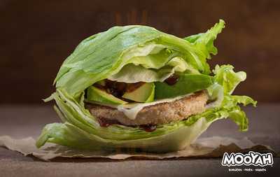 Mooyah Burgers, Fries & Shakes