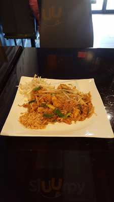 Patgogo Sushi And Thai Restaurant