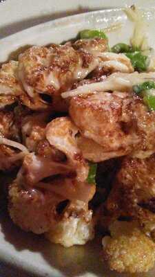 Alley Cat Restaurant & Lounge