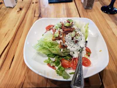 Beacon Lounge At The Bonfyre