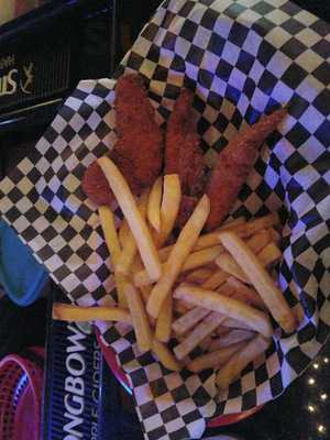 Blu Reef Bar & Grille