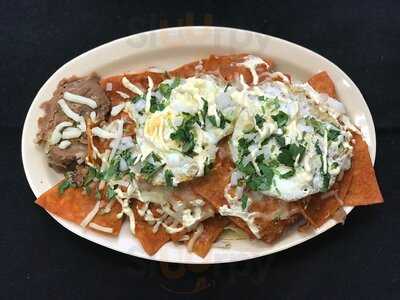 Guanaquita's Tacos & Pupusas