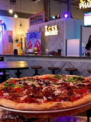 Toss Pizza Pub