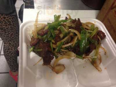 Golden Dragon Restaurant