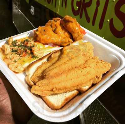 Granny's Fish 'n Grits