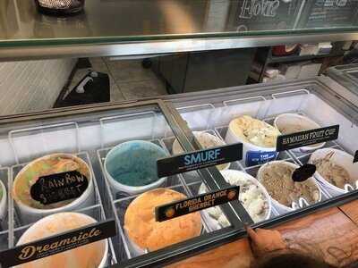 Ice And Cream Creamery