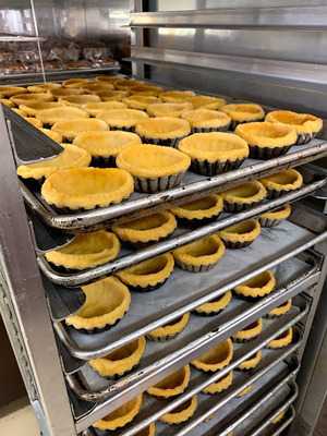 Napoleon Super Bakery