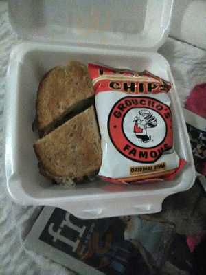 Groucho's Deli