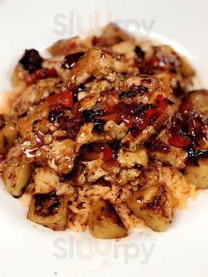 Fresh Hub Juice Bar Cafe & Grill