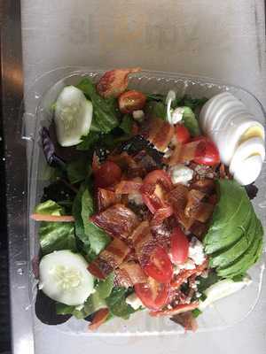 Fresh Hub Juice Bar Cafe & Grill