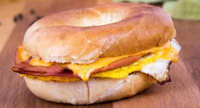 Fresh Hub Juice Bar Cafe & Grill