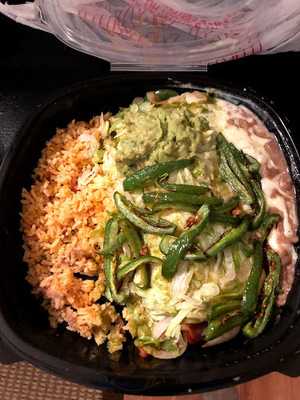 Jalapenas Bar & Grill