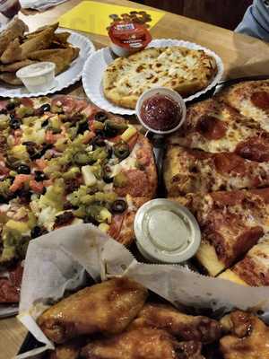 Rusty's Pizza Parlor