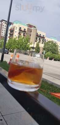 The Gas Lantern Drinking Company