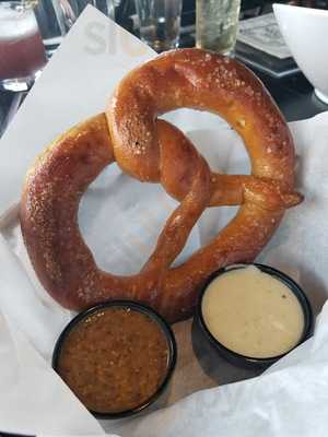 The Gas Lantern Drinking Company