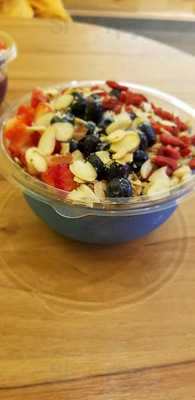 Full Lotus Juice Bar & Cafe-