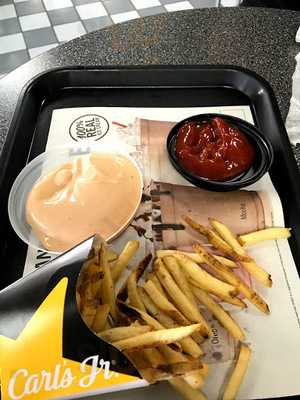 Carl's Jr.