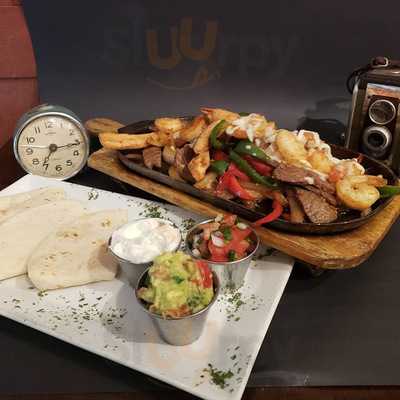 Rancheritos Colombian Restaurant - East