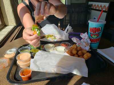 Senor Froggy Bruchi's