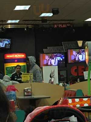 Chuck E. Cheese