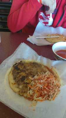 Pupuseria Dona Azucena