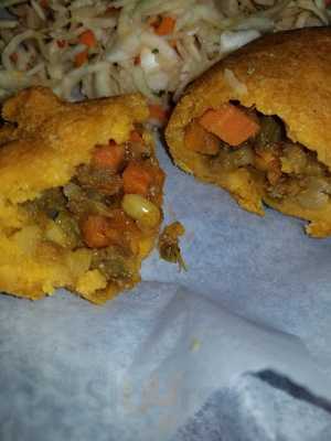 Pupuseria Dona Azucena