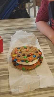 Great American Cookies