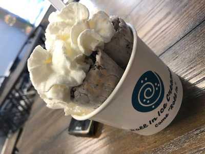 Roll In Ice Creamery
